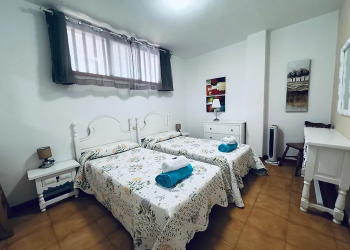 Апартаменти Happy